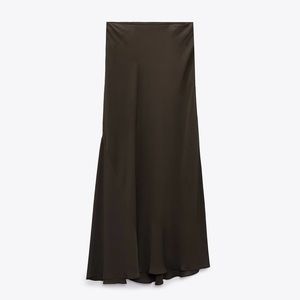 Zara skirt in dark green size medium